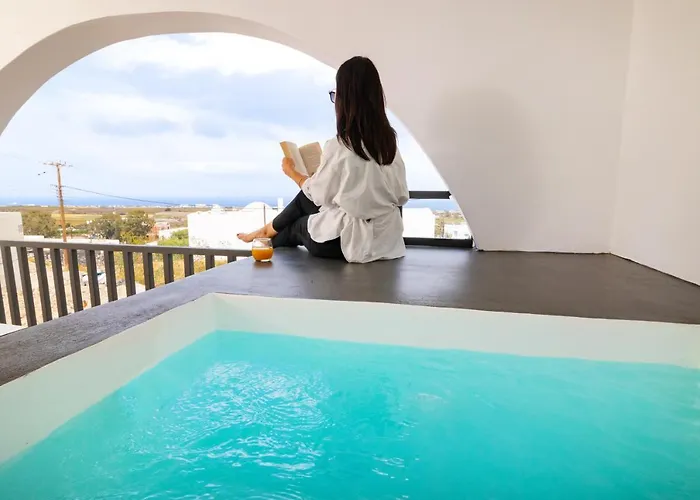 White Breeze Villa Exo Gonia