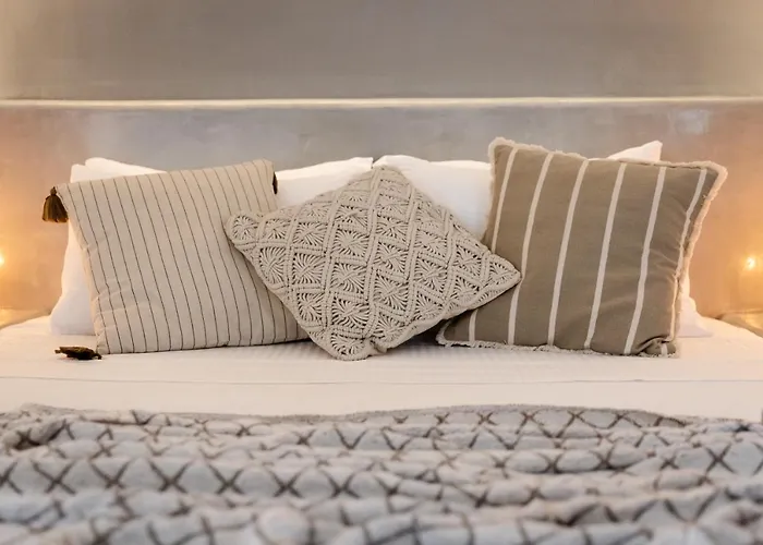 White Breeze Exo Gonia