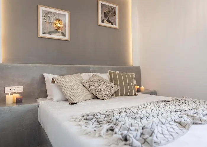 White Breeze Villa *